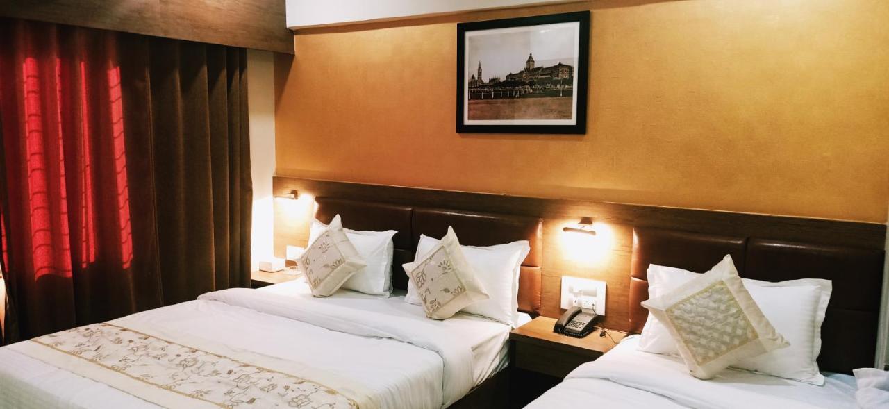 Hotel Crystal Luxury Inn- Bandra Мумбаи Экстерьер фото