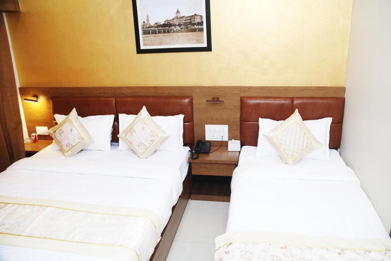 Hotel Crystal Luxury Inn- Bandra Мумбаи Экстерьер фото